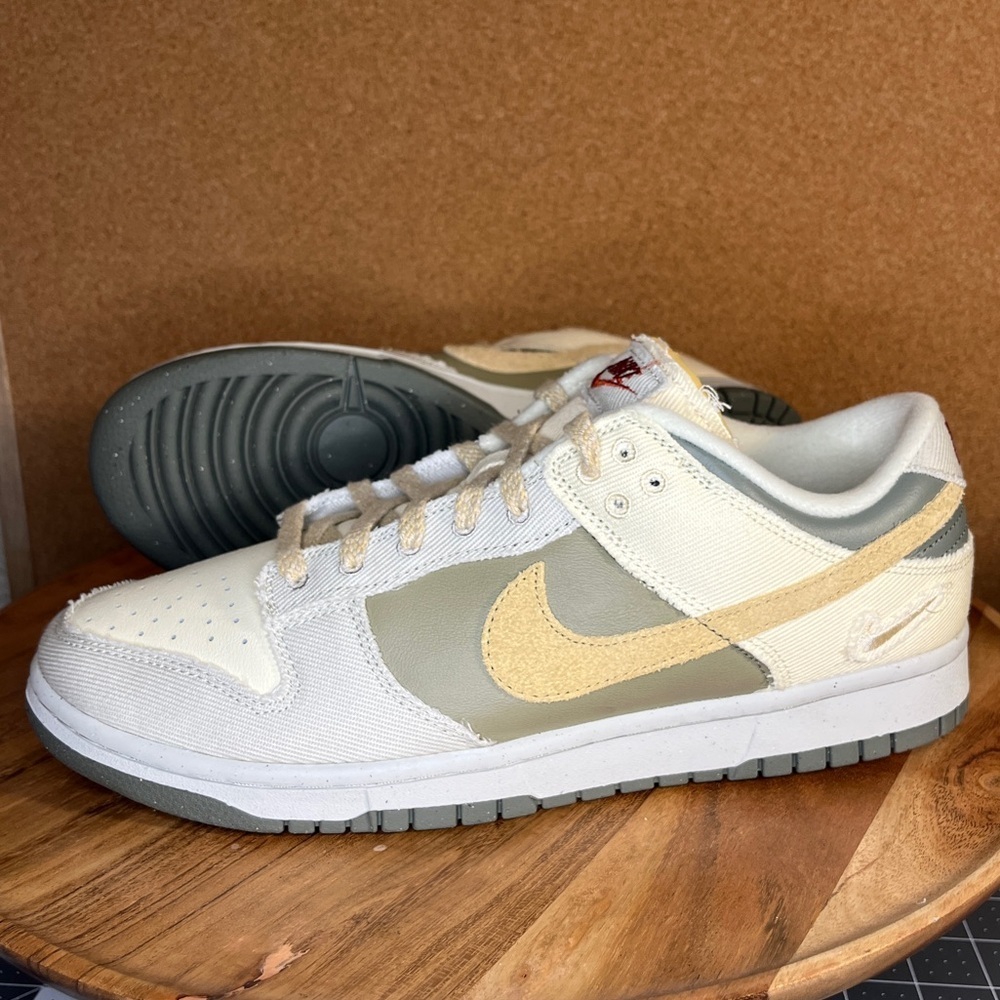 Nike
Dunk
NWOT - Picture 7 of 13